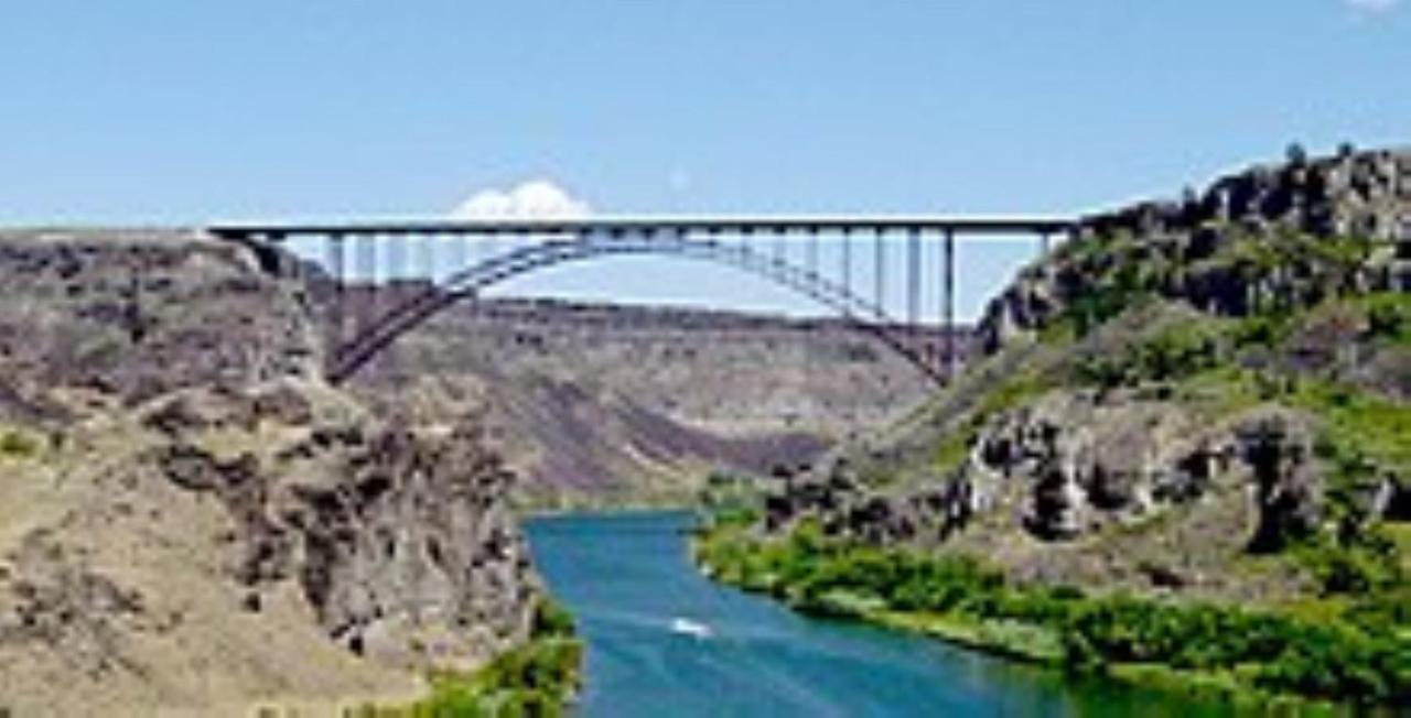Holiday Inn Express Hotel Twin Falls By Ihg Exterior foto